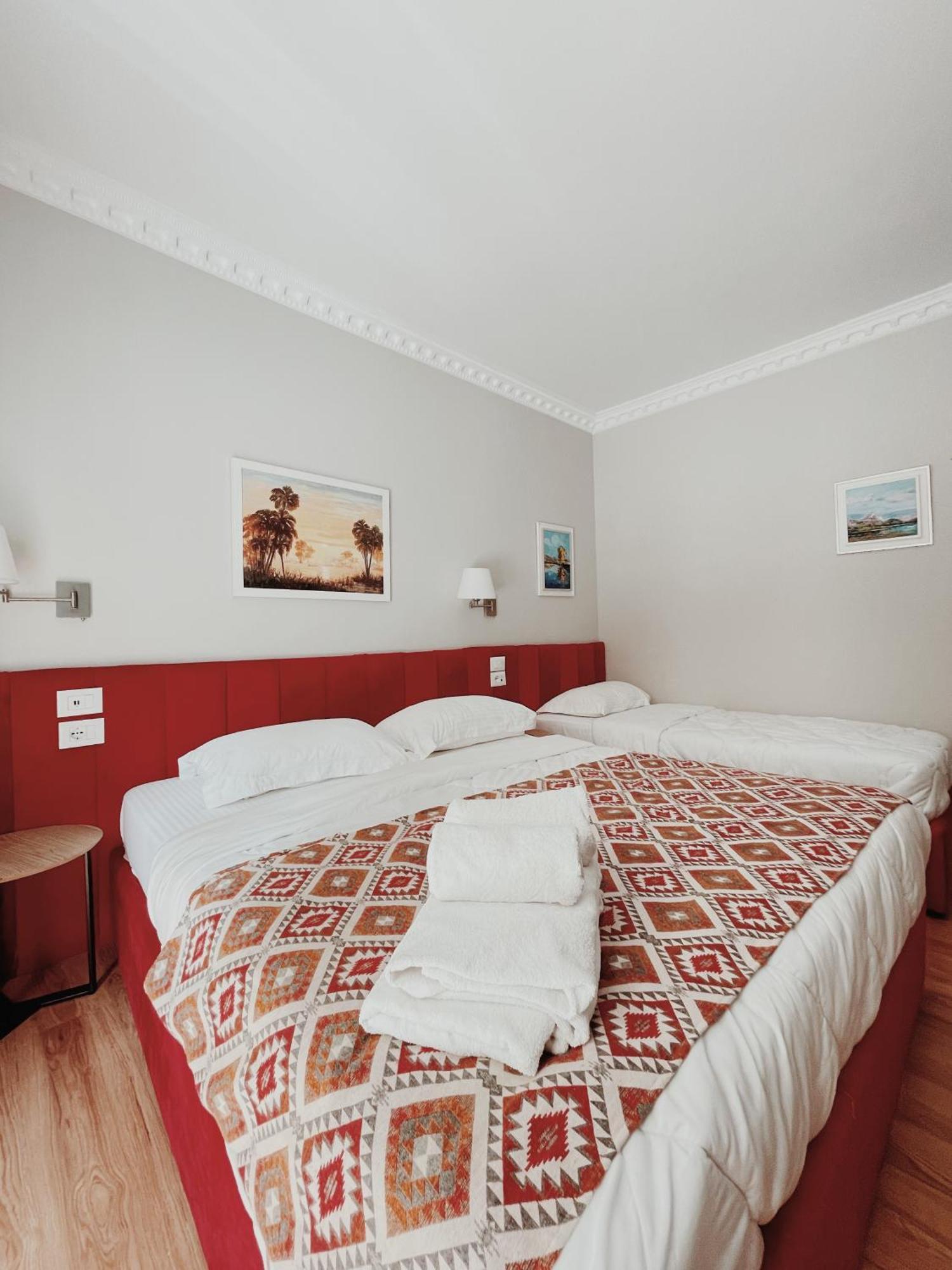Ruby Palace Vlorë Εξωτερικό φωτογραφία