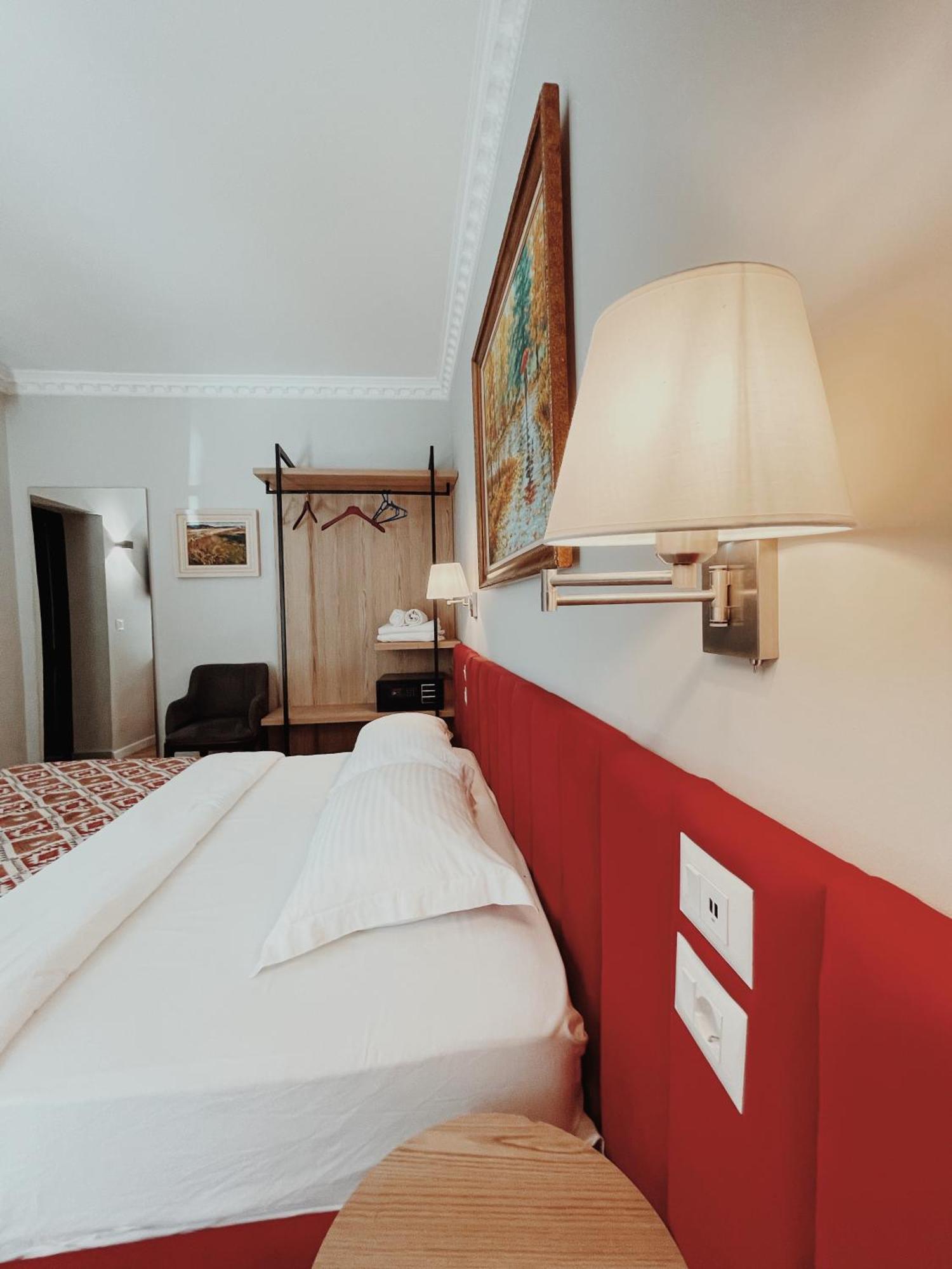 Ruby Palace Vlorë Εξωτερικό φωτογραφία