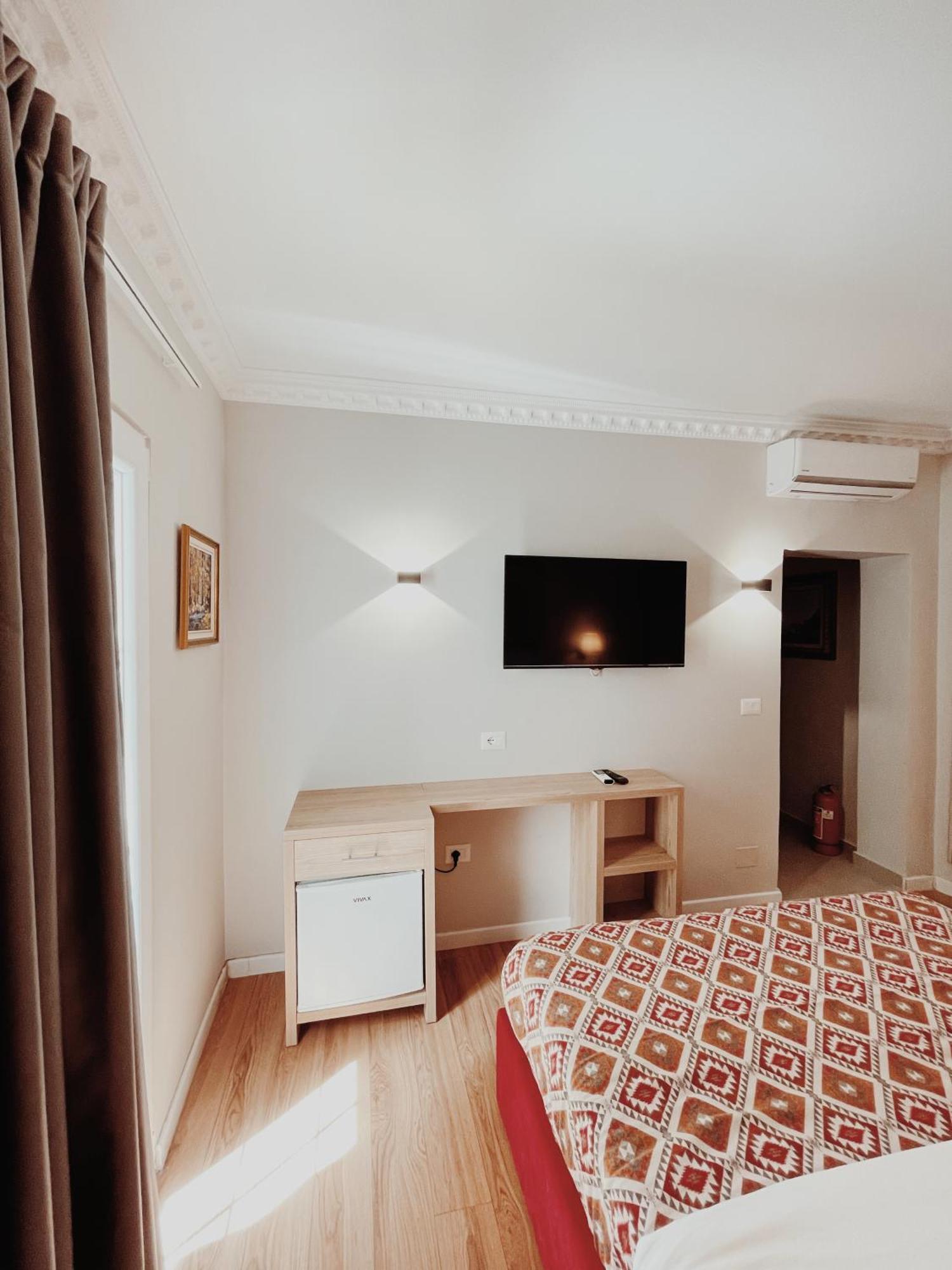 Ruby Palace Vlorë Εξωτερικό φωτογραφία