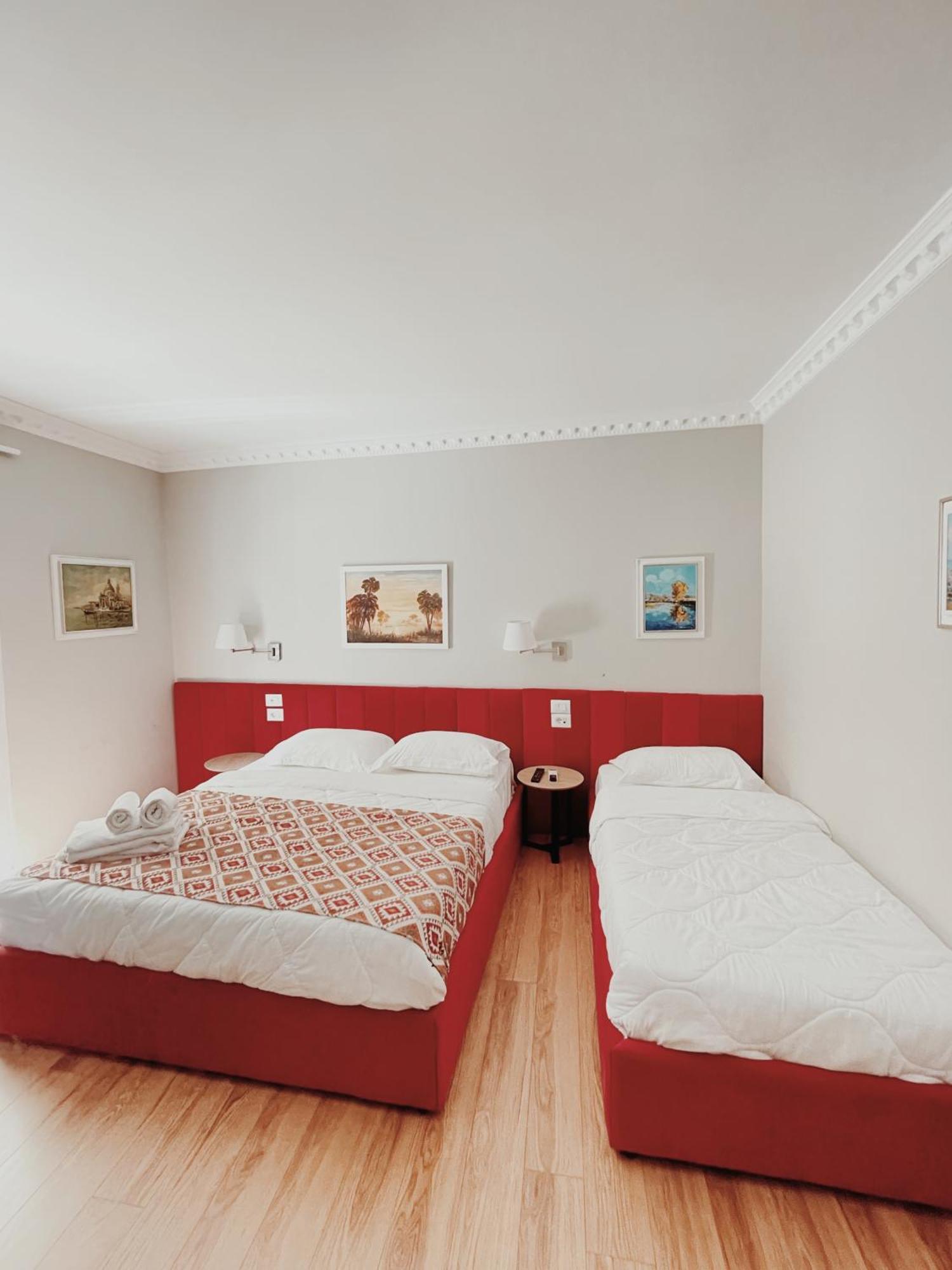 Ruby Palace Vlorë Εξωτερικό φωτογραφία