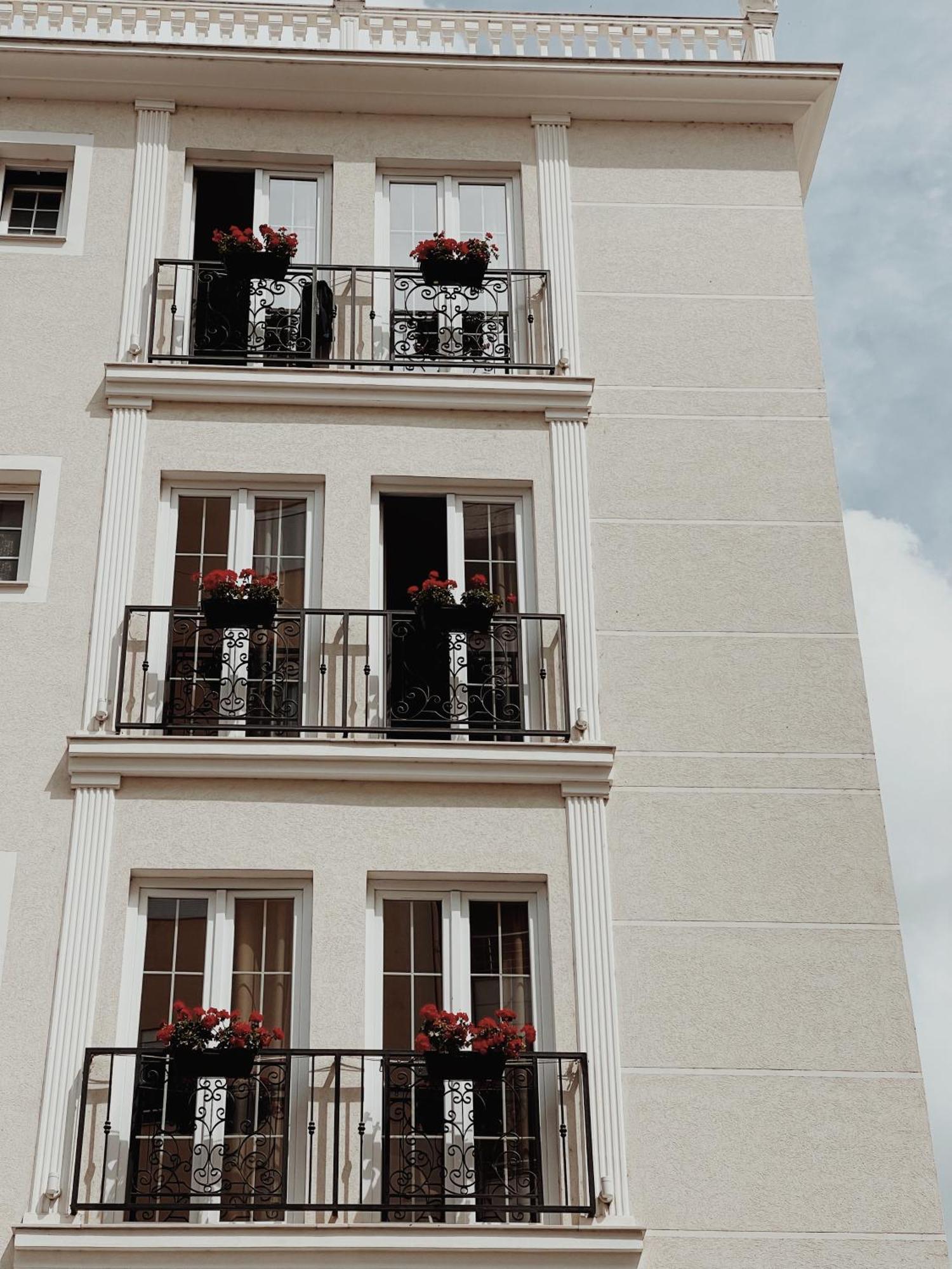Ruby Palace Vlorë Εξωτερικό φωτογραφία